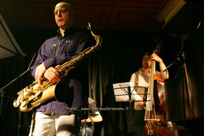 JazzClub dell'Antica Birreria Alla Bornata - 26.04.2006 - Rubino-Senni-Maniscalco feat. Pietro Tonolo